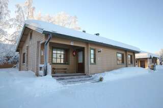 Дома для отпуска Matkailumaja Heikkala Cottages Рука Коттедж с 3 спальнями и сауной-1